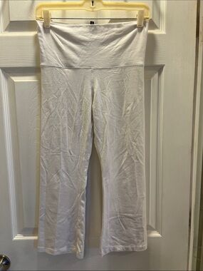 Active Basic White High-Rise Yoga Capris